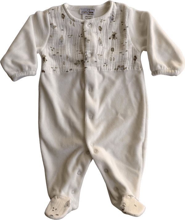 Babygrow creme com gansos e raposinhas estampados no peito