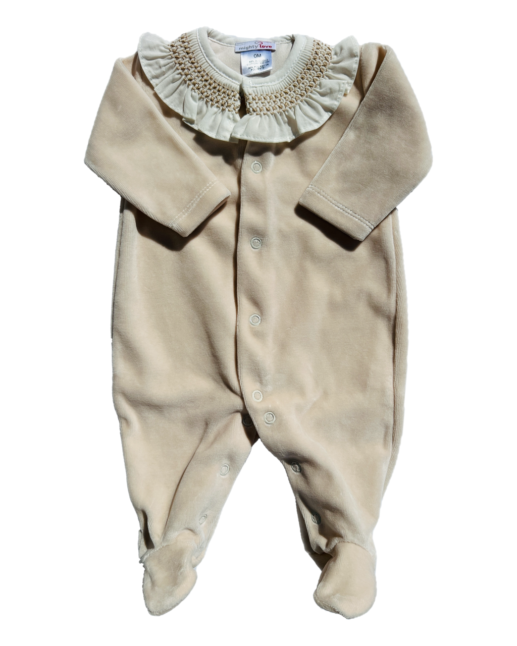 Babygrow cor de baunilha com gola de folho trabalhada em favos