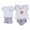 Cesto de Praia Estrela-do-Mar — dois conjuntos de praia, um com calção de banho e outro com cueca de banho, com estampa de estrelas-do-mar