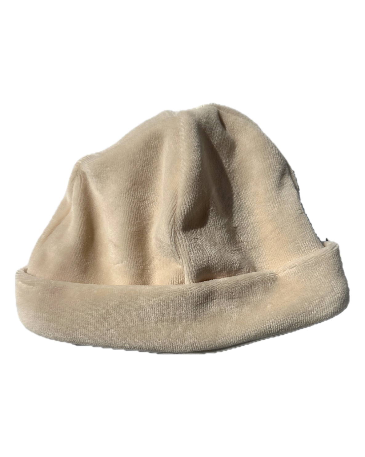 Gorro liso cor de baunilha, com dobra larga